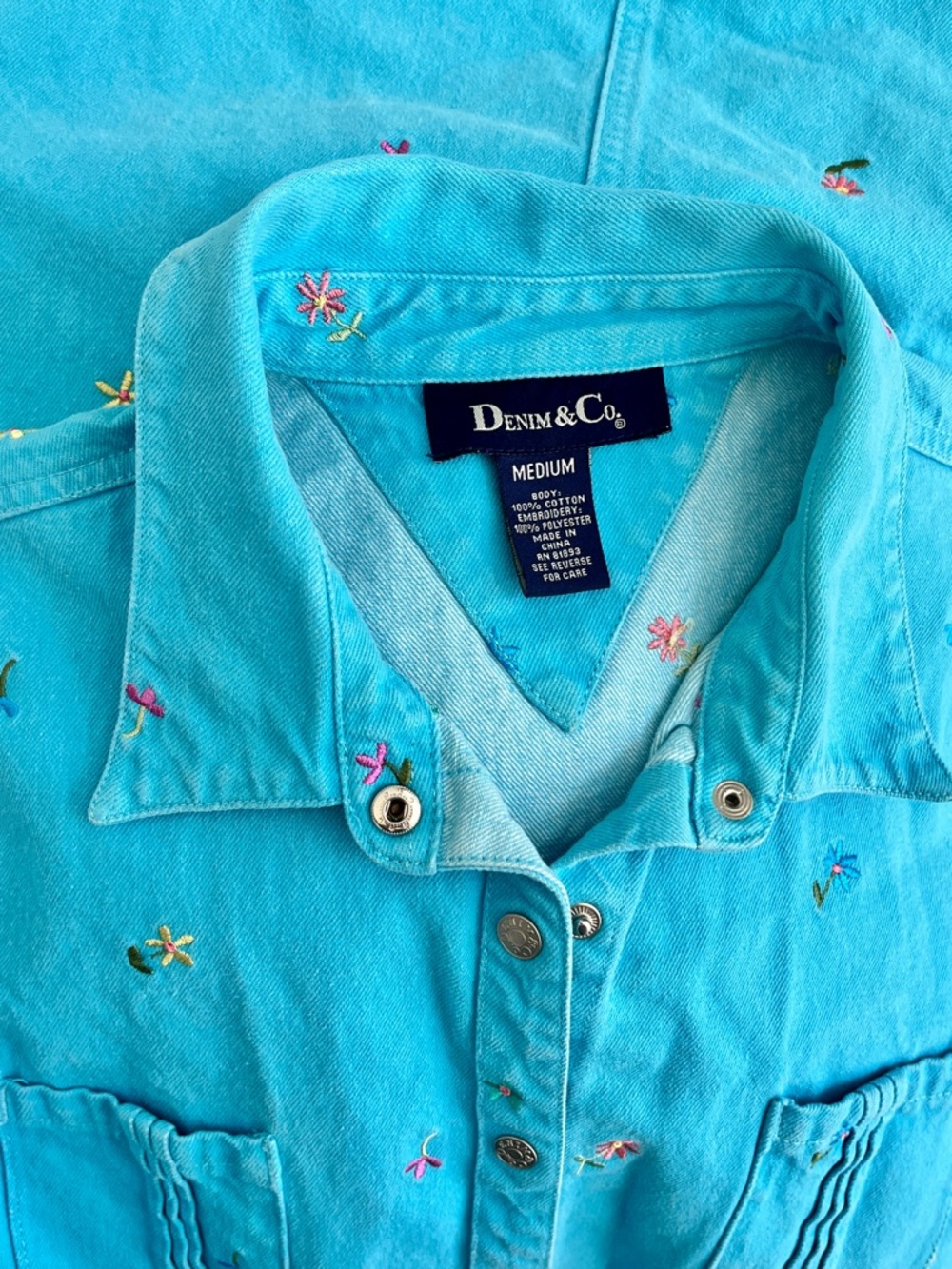 Vintage 90s Denim & Co. Turquoise Blue Denim Floral Embroidered Dress, Size M - Picture 6 of 6